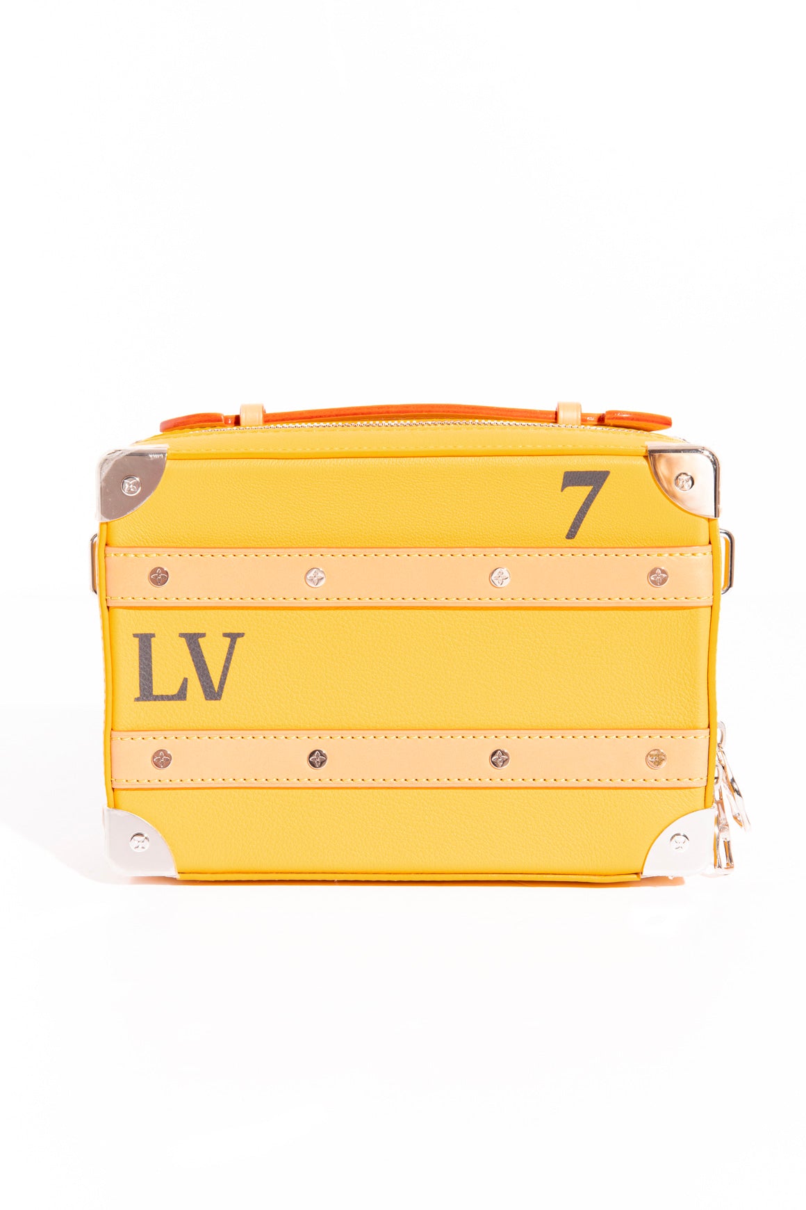LOUIS VUITTON No.7 Soft Trunk