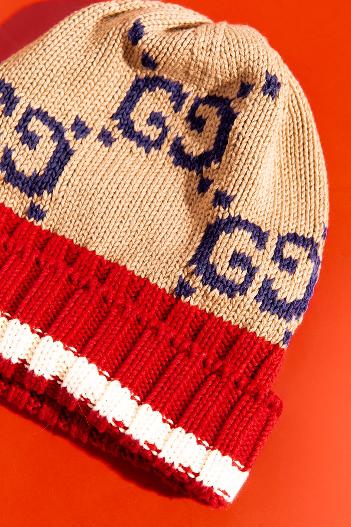GUCCI Tan/Red/Blue Knit Beanie