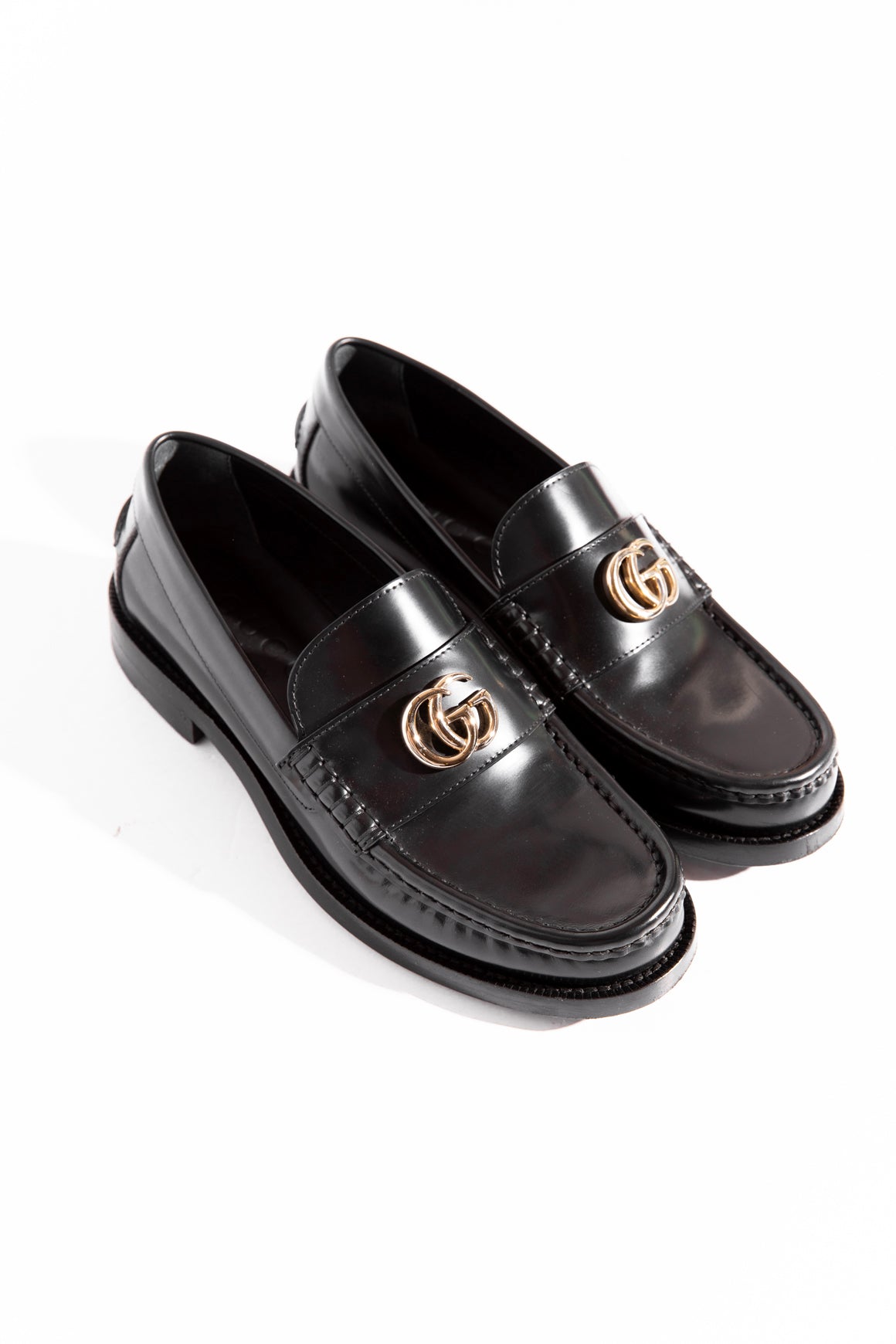GUCCI Black Leather Brass GG Loafers (Sz. 37)