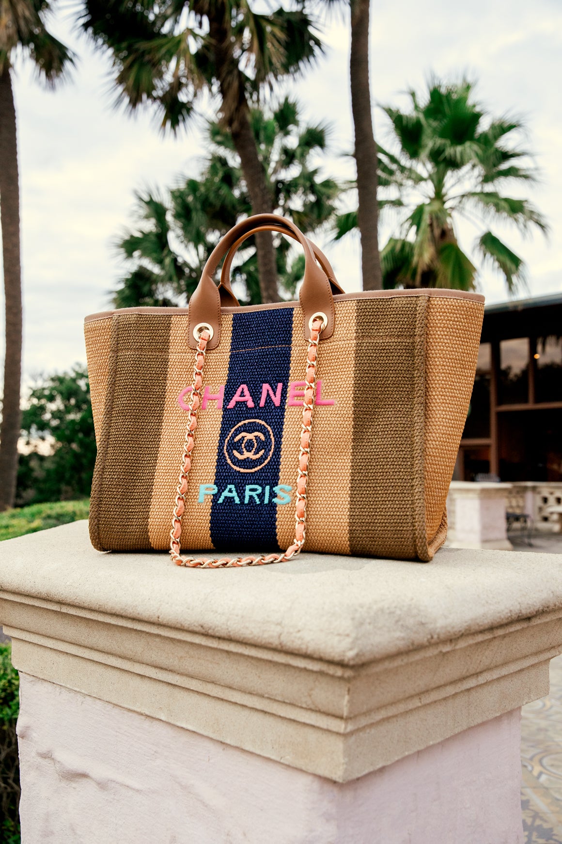 CHANEL Raffia Deauville Shopping Tote