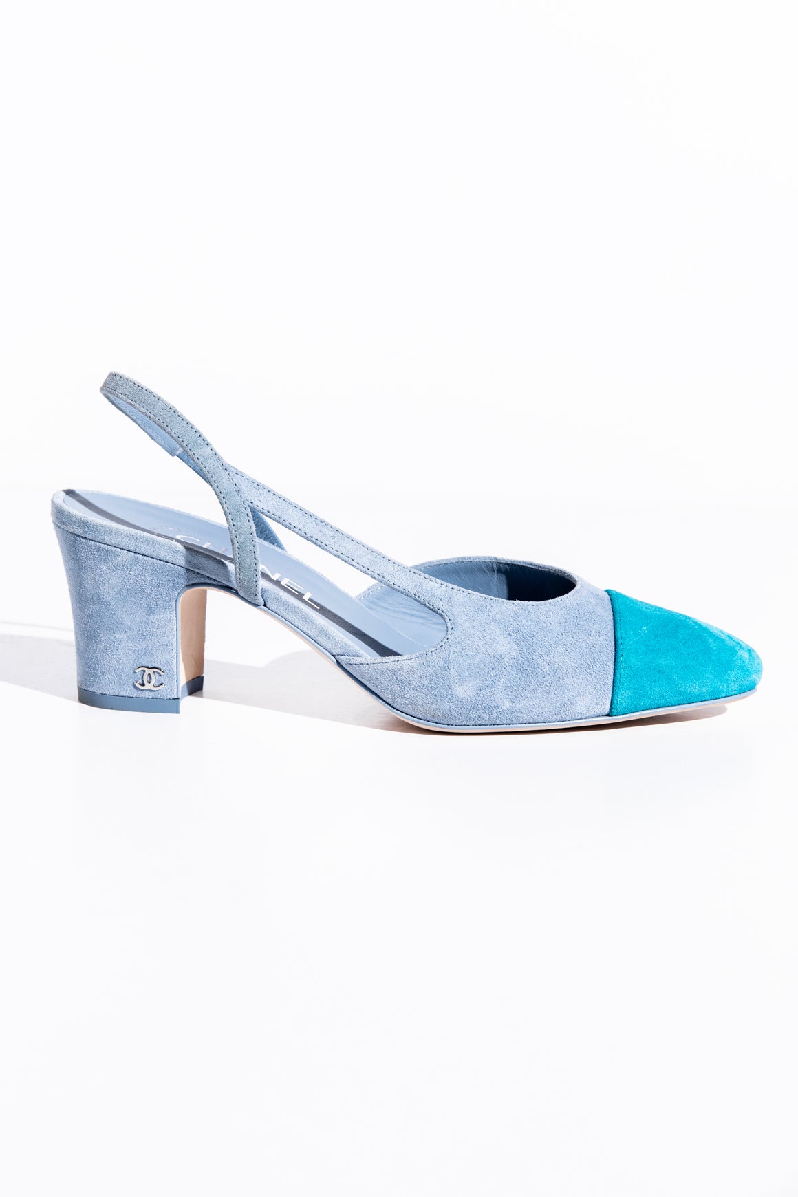 CHANEL 2024 Blue Cap Toe Slingbacks (Sz. 38)