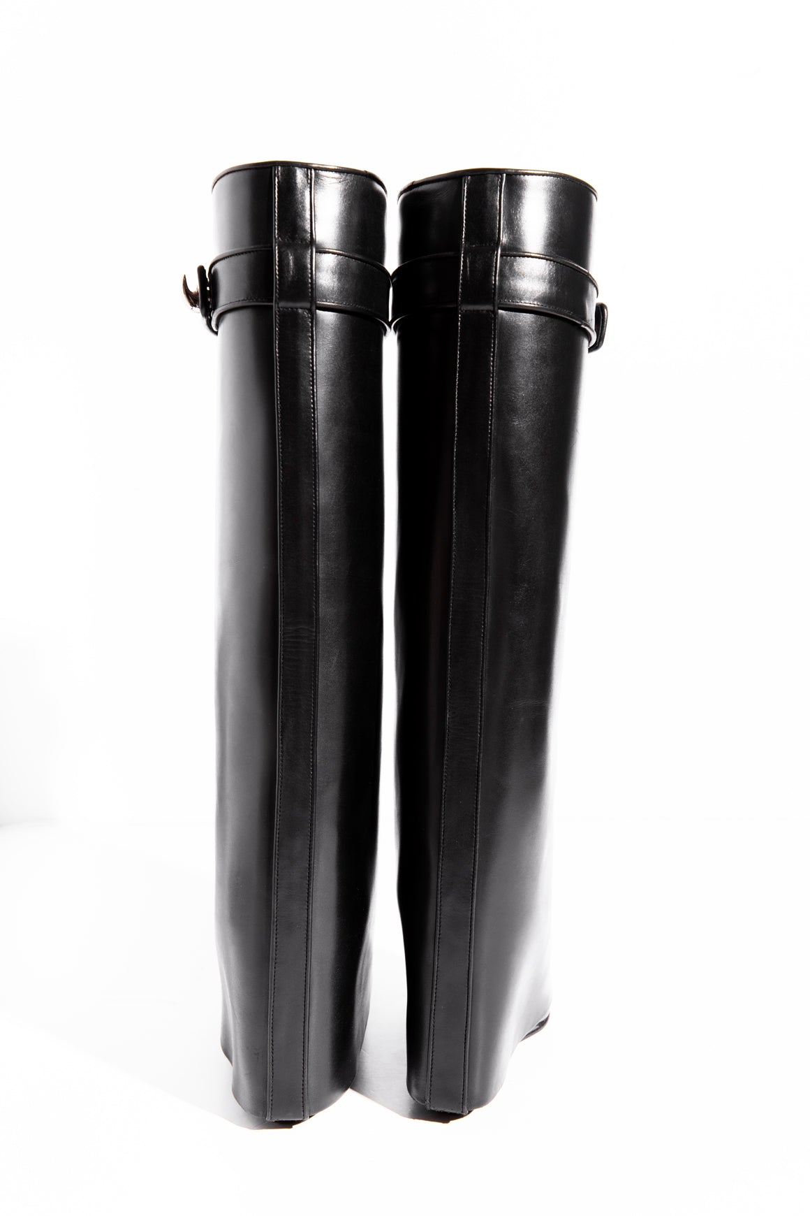 GIVENCHY Black Shark Lock Boots (Sz. 37)