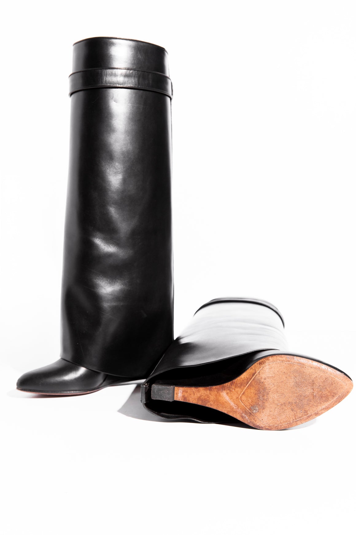GIVENCHY Black Shark Lock Boots (Sz. 37)