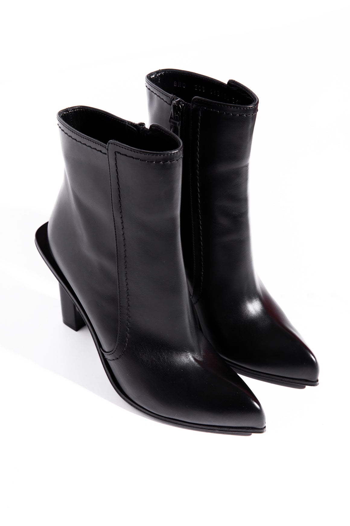 ALEXANDER MCQUEEN Black Leather Ankle Boots (Sz. 39)