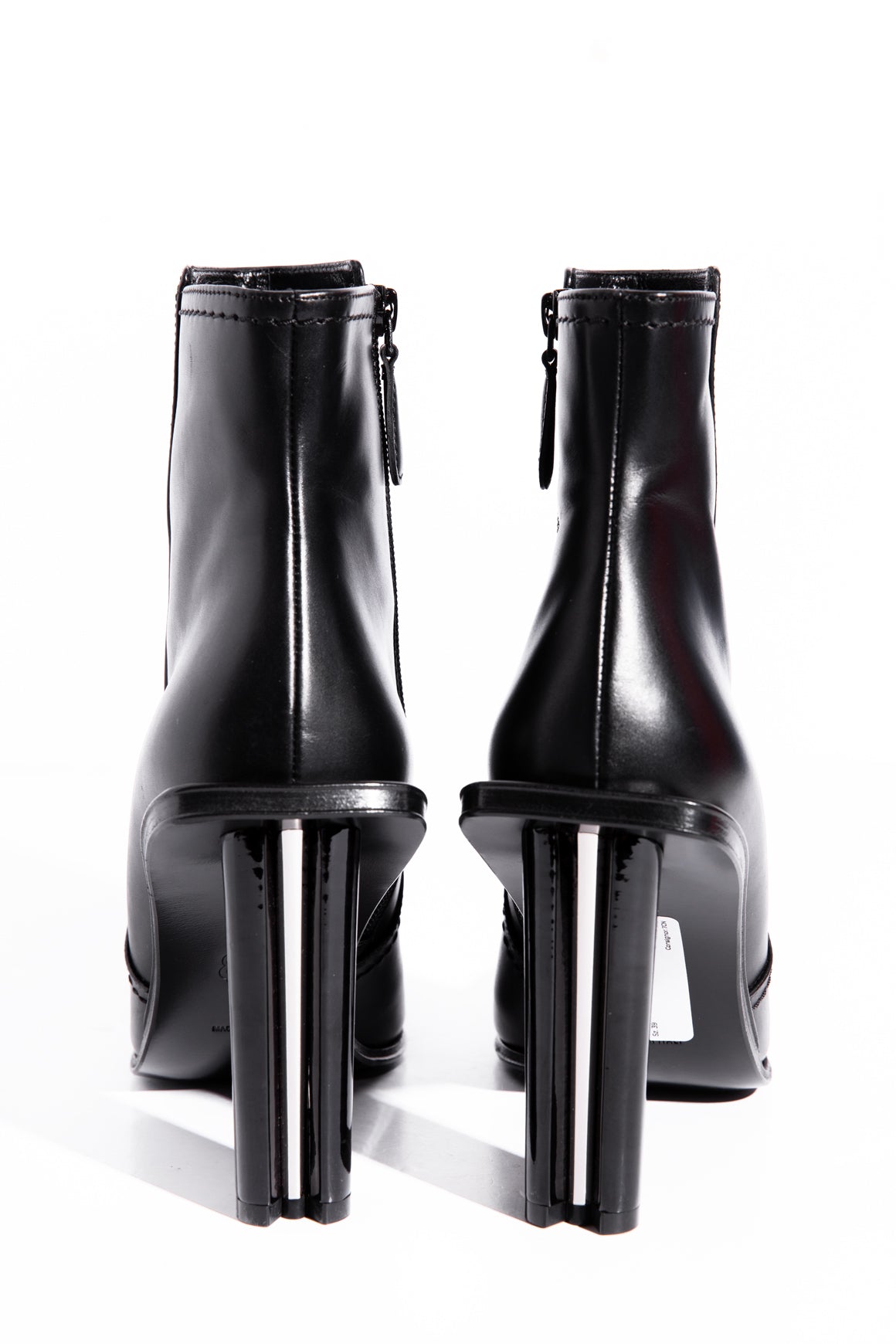 ALEXANDER MCQUEEN Black Leather Ankle Boots (Sz. 39)