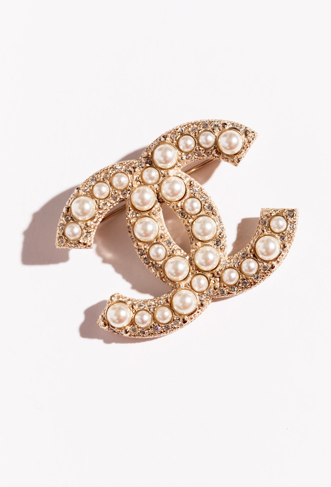 CHANEL 2022 Gold Pearl CC Brooch
