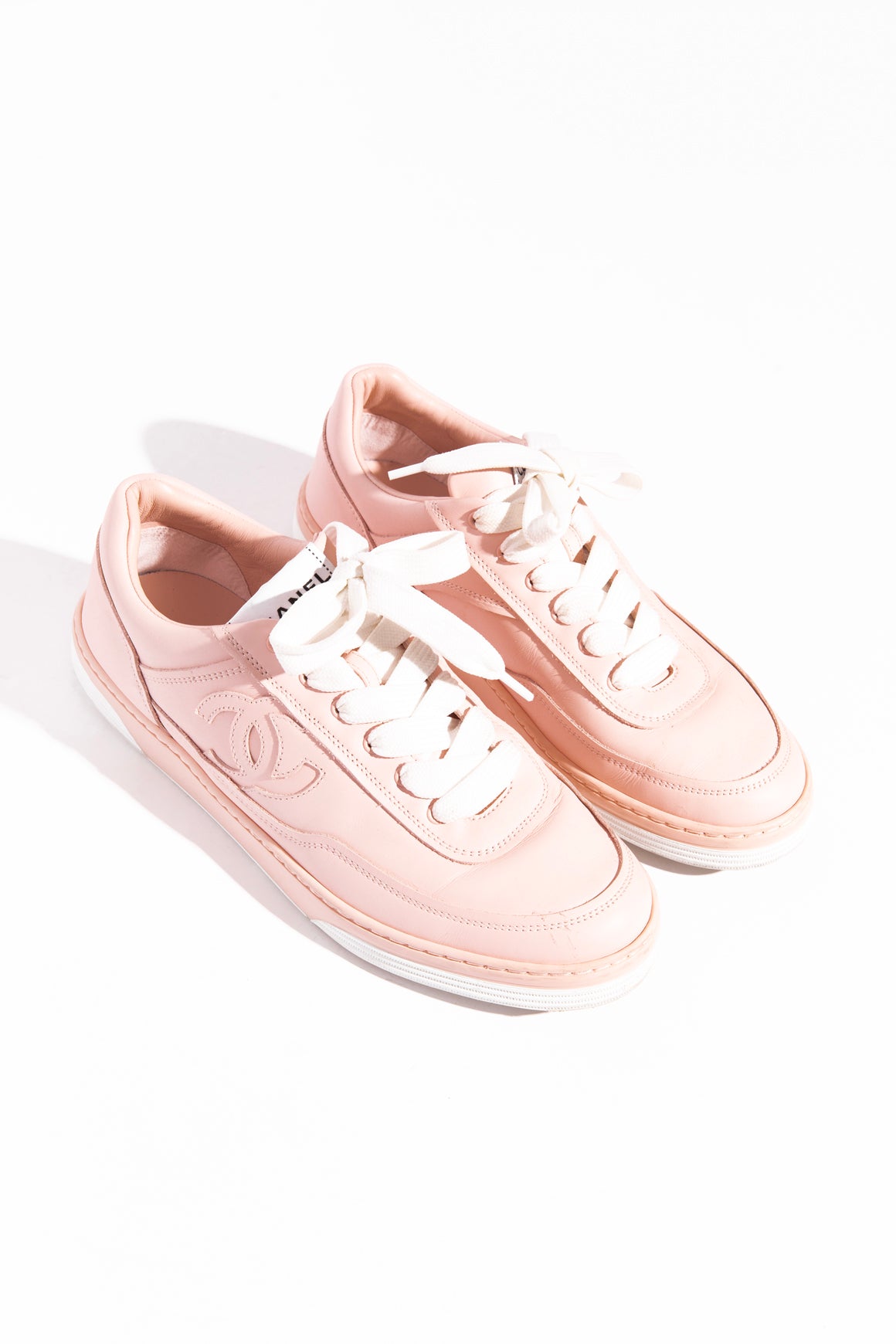 CHANEL Pink Leather Interlocking CC Logo Sneakers (Sz. 39