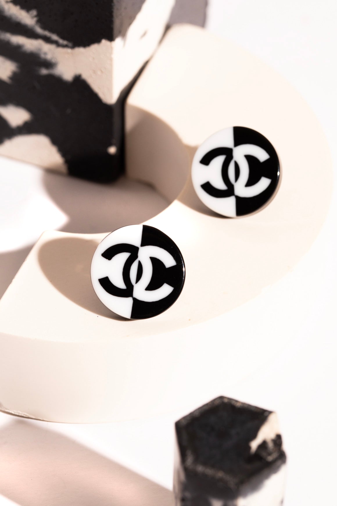 CHANEL 2022 Black & White Enamel CC Mod Stud Earrings
