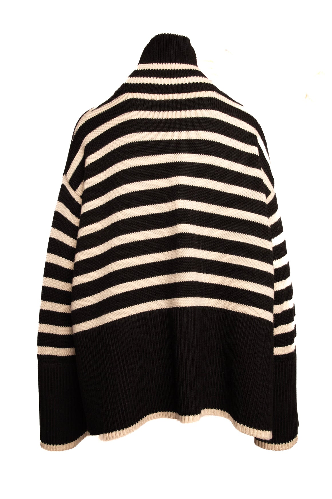 TOTEME Black & Cream Turtleneck Boxy Sweater (Sz.M)