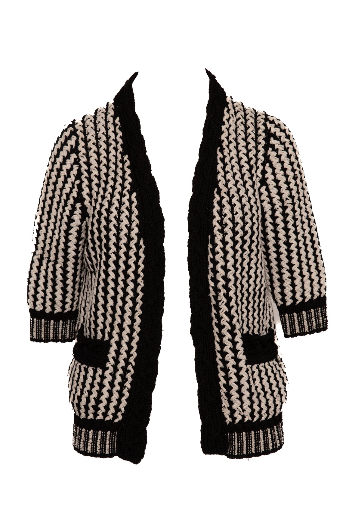 CHANEL Black & White Mid Sleeve Cardigan (Sz. XS)